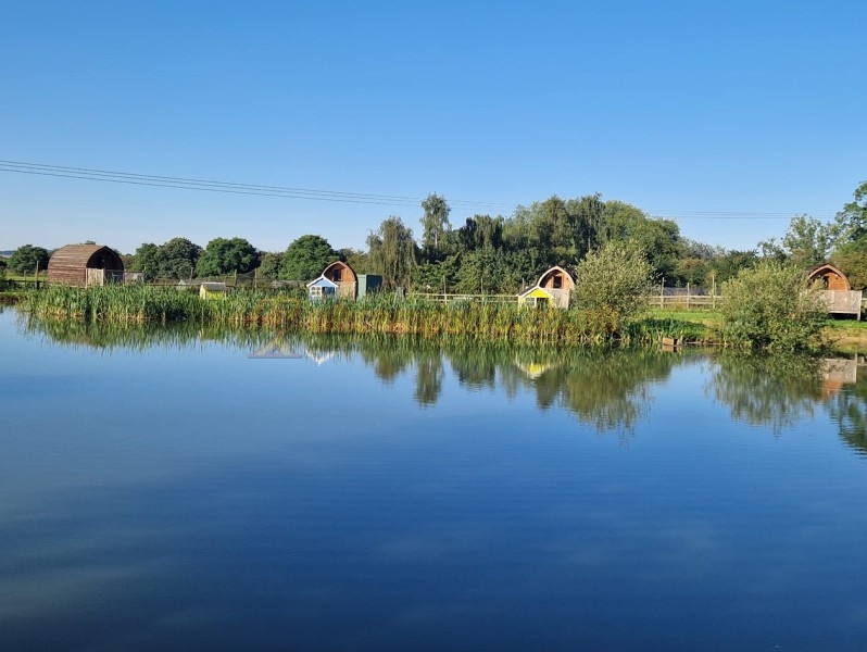 Seven Acre Farm Campsite