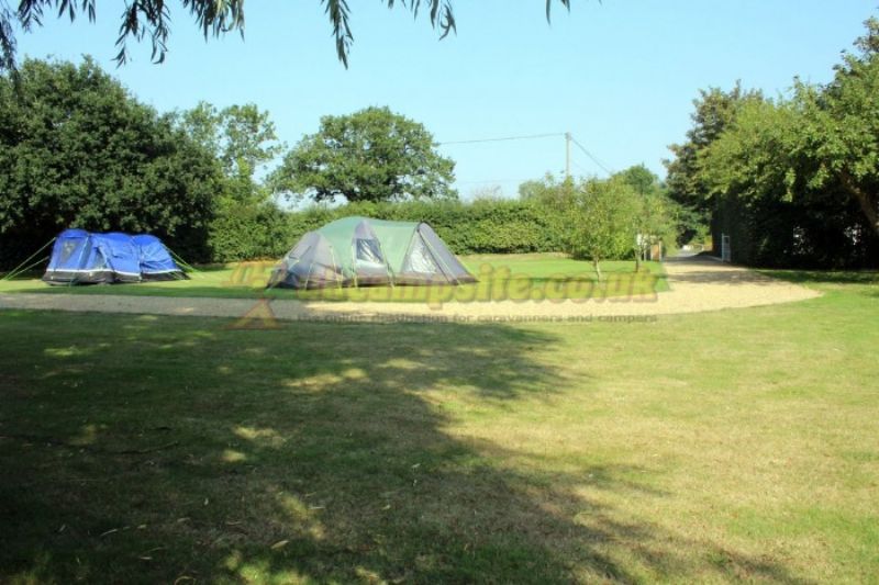 Broads Edge Marina Riverside Camping