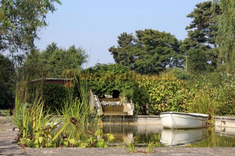 Broads Edge Marina Riverside Camping