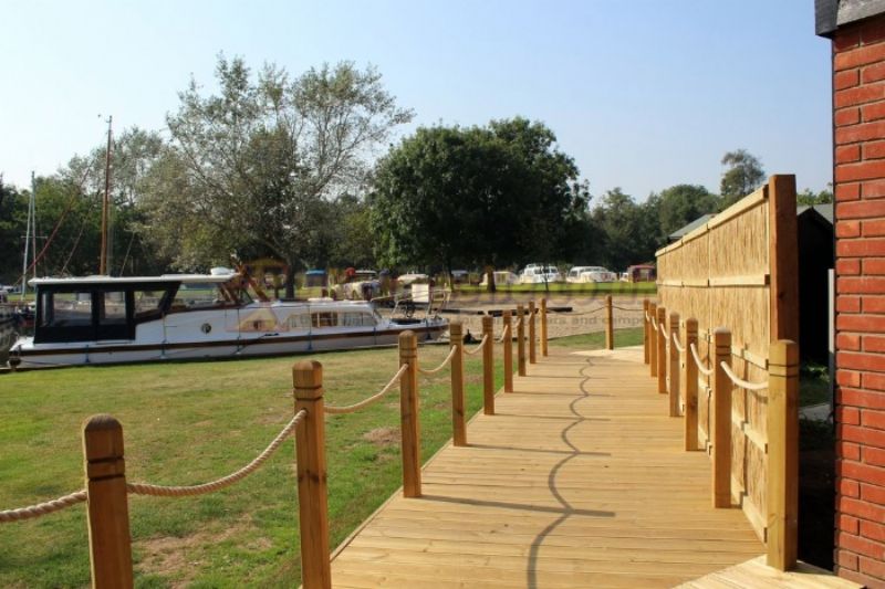 Broads Edge Marina Riverside Camping