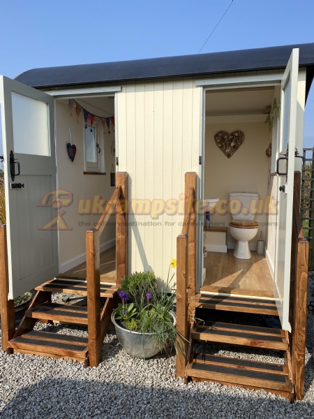Sea View Camping At Dropped Anchor