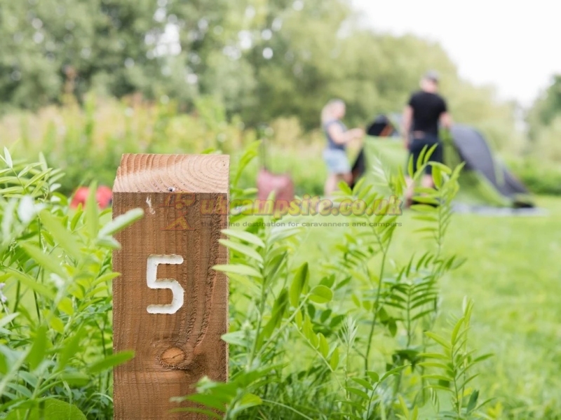Lee Valley Almost Wild Camping