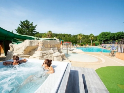 Camping Mas De Pierredon