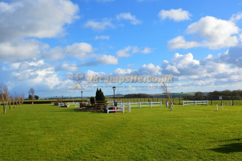 Coombe Caravan Park
