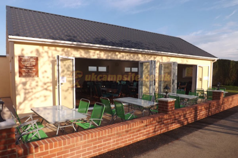 Coombe Caravan Park