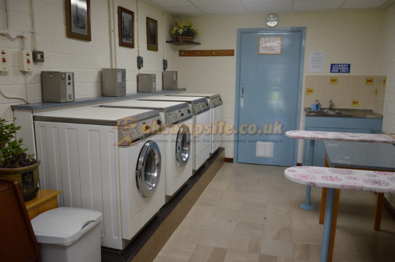 Coombe Caravan Park