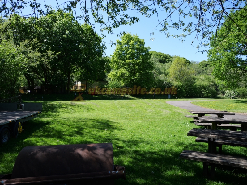 Lakeside Caravan And Camping