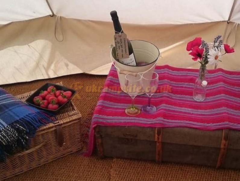 Greenhillock Glamping And Camping