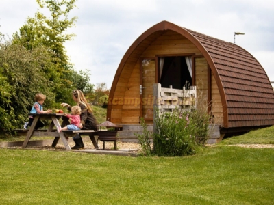 Notgrove Holidays Glamping Notgrove Holidays Glamping