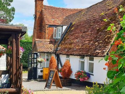 Fox And Goose Pub And Campsite