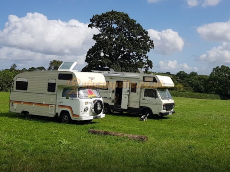 Tuckers Grave Inn And Campsite