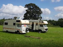 Tuckers Grave Inn And Campsite