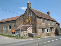 Tuckers Grave Inn And Campsite
