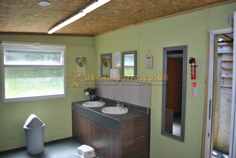 Springfields Countryside Caravan And Camping