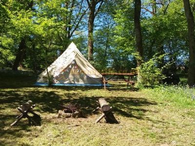 Camping Gallois Au Petit Bois