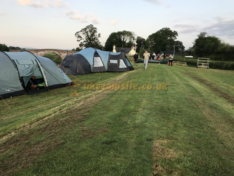 The Boat House Caravan And Campsite