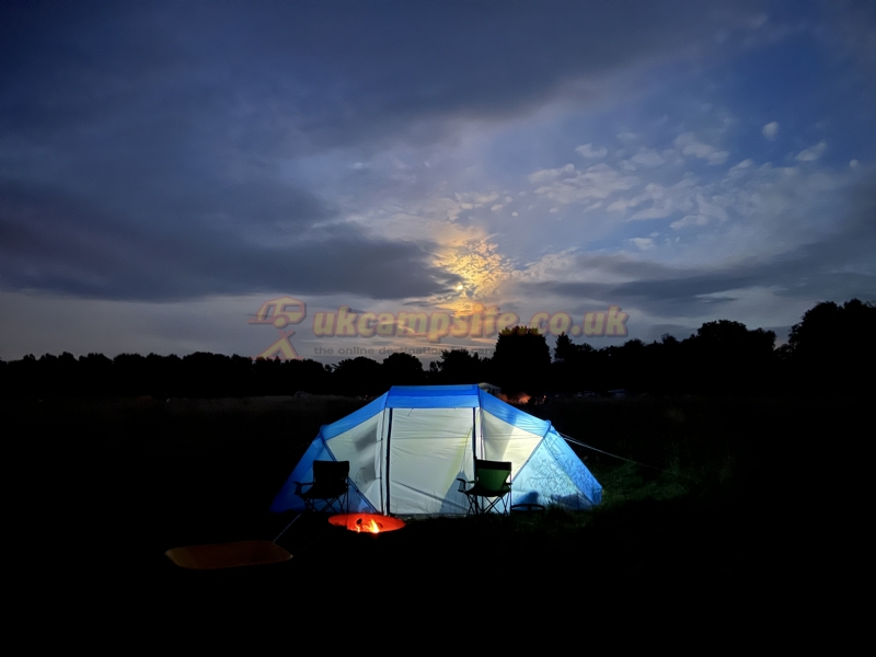 Wolford Wood Campsite And Glamping