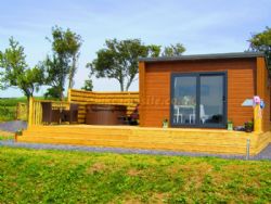 Waenfechan Glamping And Camping
