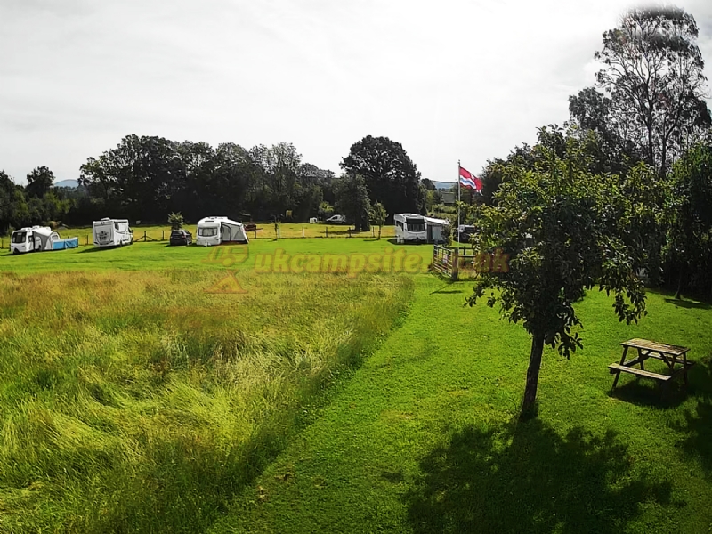 Aylton Motorhome And Caravan Site