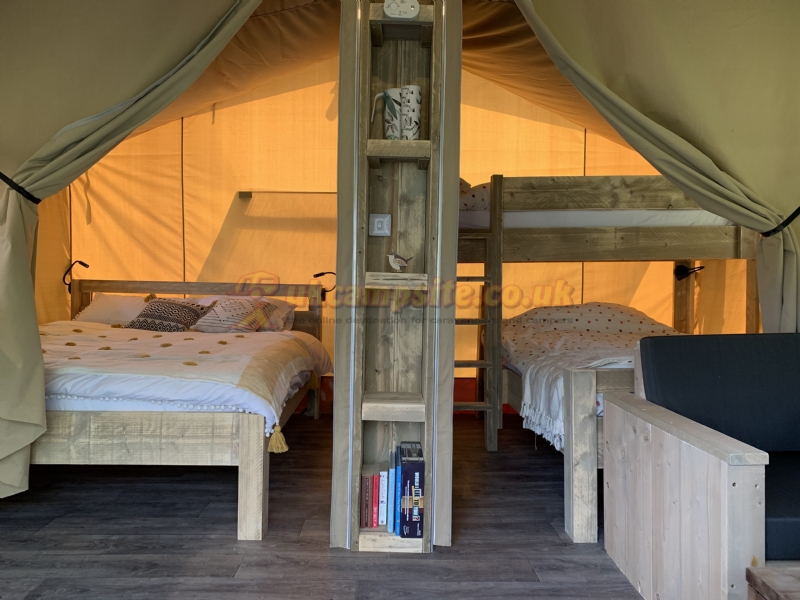 Star Field Glamping And Camping