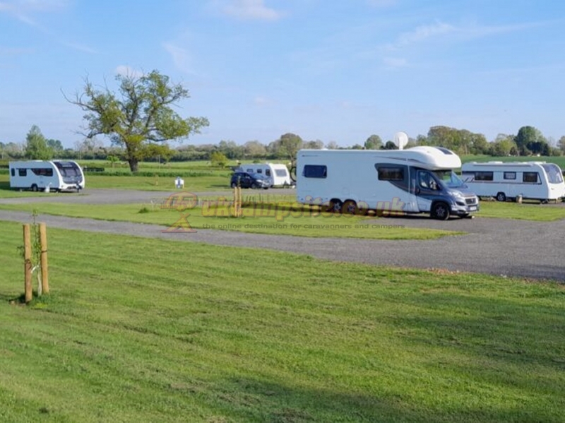 Droitwich Spa Marina Caravan And Camping Park