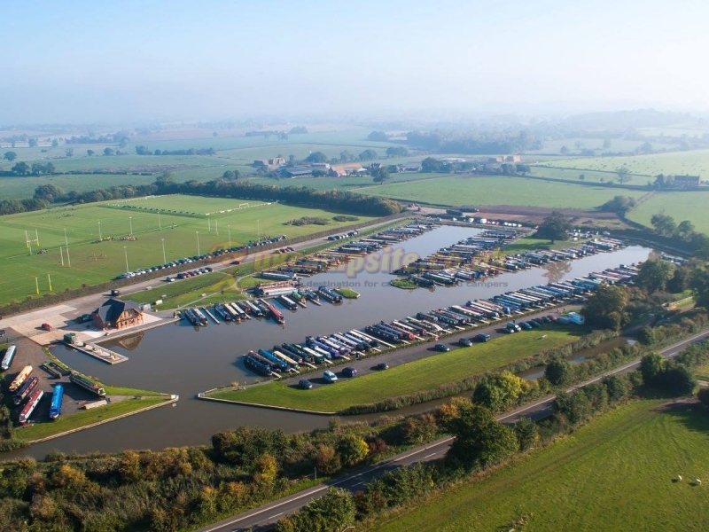 Droitwich Spa Marina Caravan And Camping Park