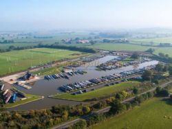 Droitwich Spa Marina Caravan And Camping Park