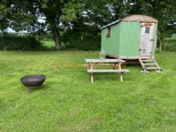 Cwtch Cabins And Camping
