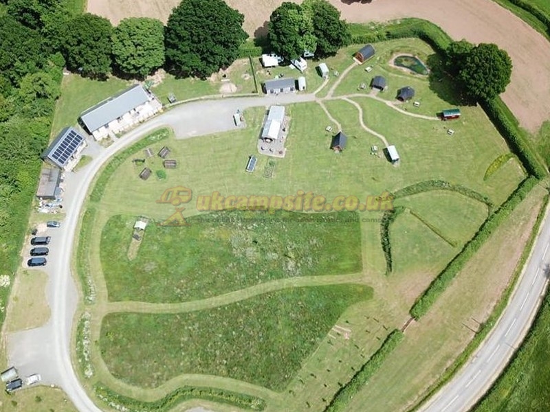 Cwtch Cabins And Camping