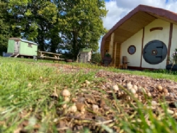 Cwtch Cabins And Camping
