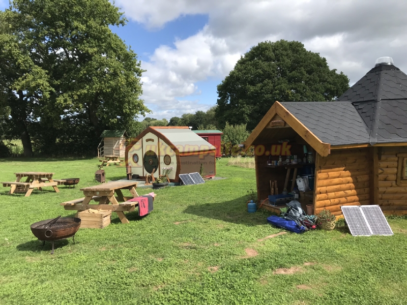 Cwtch Cabins And Camping