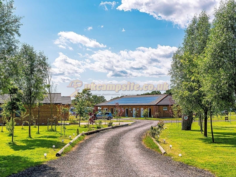 Flaxton Meadows Eco Campsite