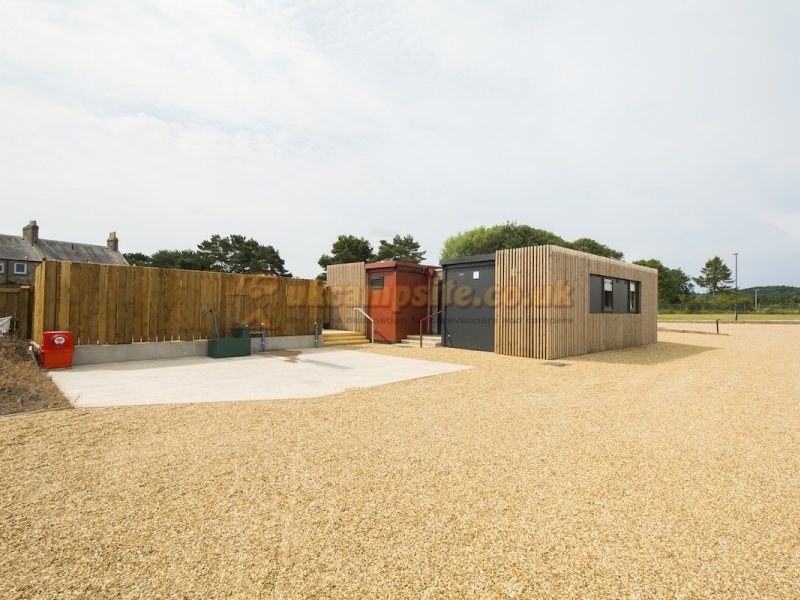 Larick Campsite