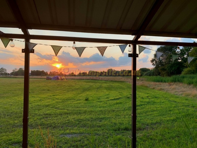 Ferrygate Camping