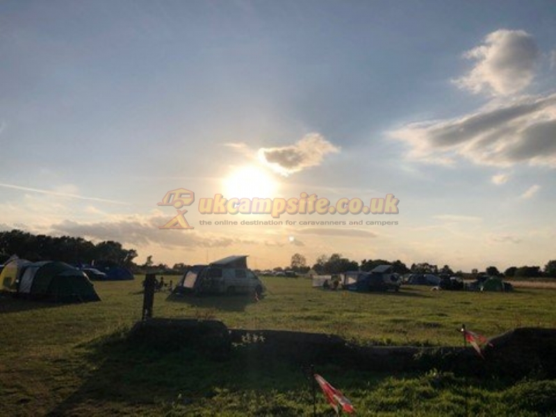 Ferrygate Camping