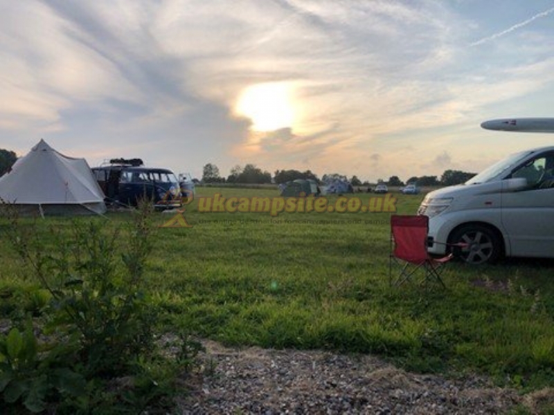 Ferrygate Camping