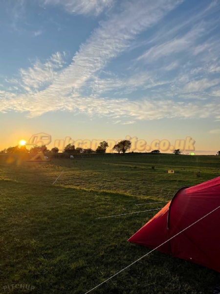 Hillend Camping And Motorhomes