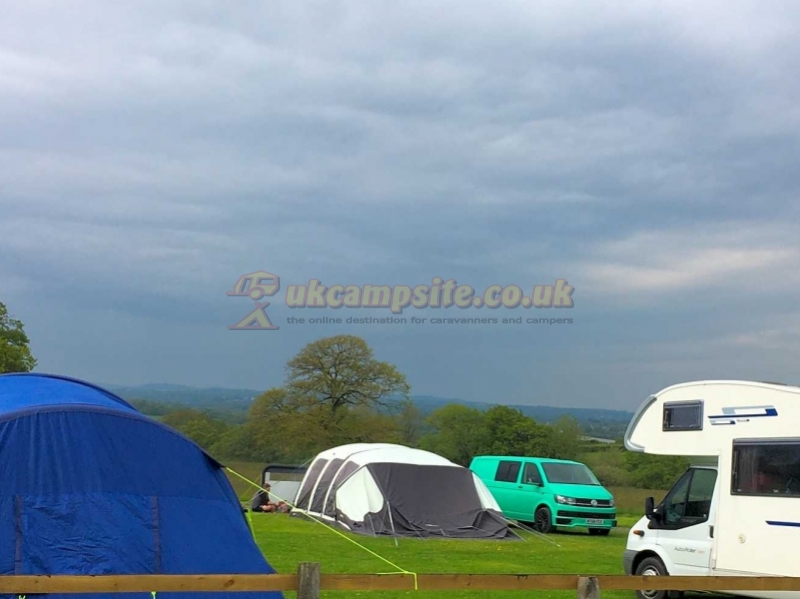 Twin Oaks Camp Site