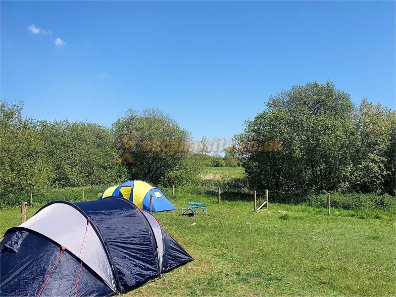 Parley Court Camping