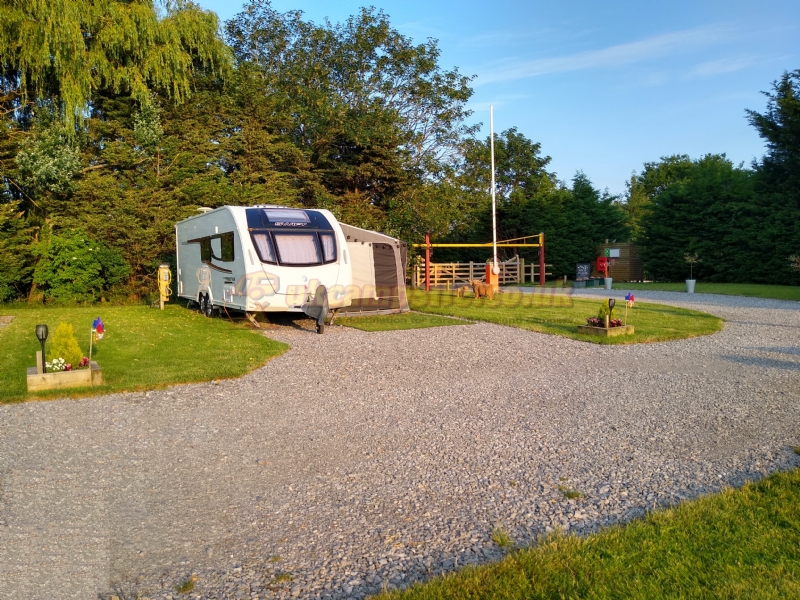 The Happy Pheasant Caravan Park And Campsite