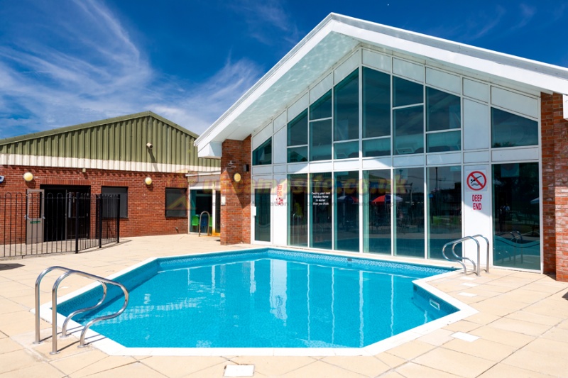 Martello Beach Holiday Park (PHolsUK)