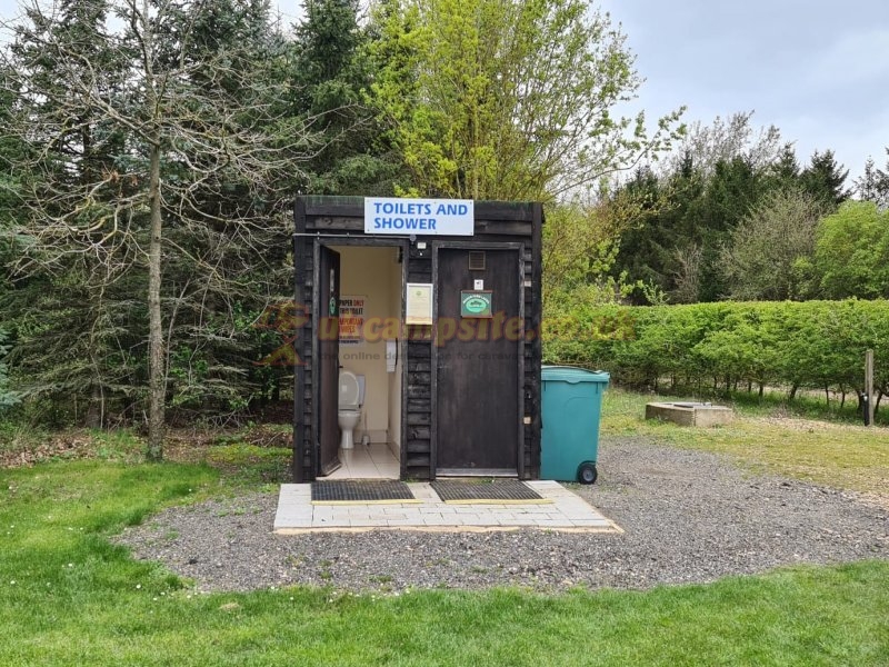 Manor Farm Lakes And Campsite
