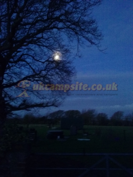 Furzefield Barn Campsite And Pod