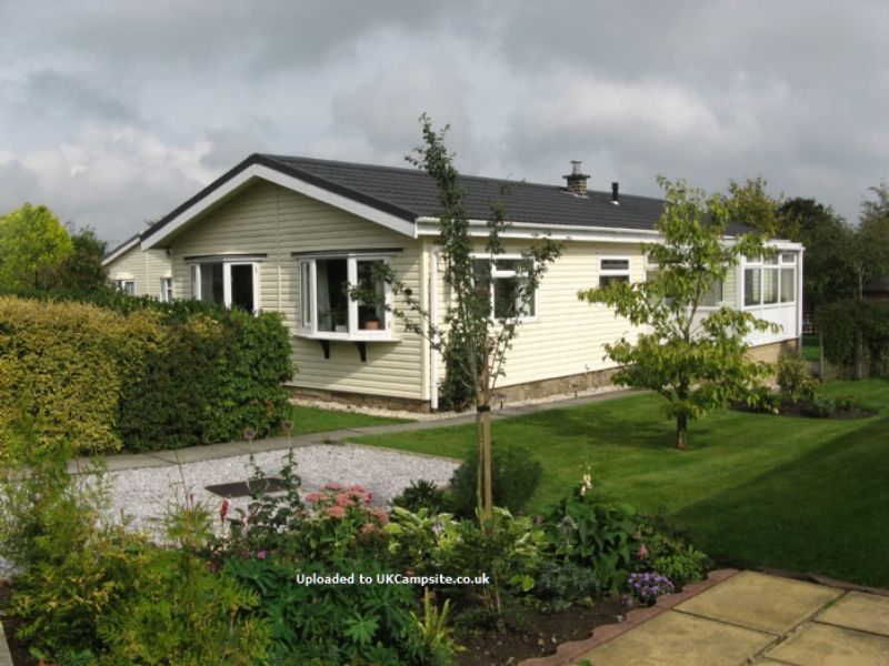 Upwood Holiday Park