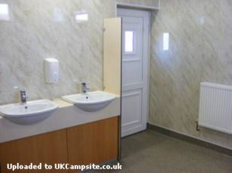 Upwood Holiday Park