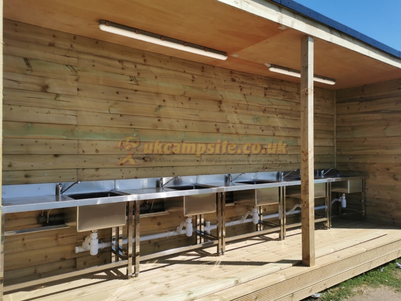 Snettisham Meadows Camping And Glamping