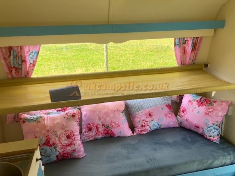 Swift Farm Camping