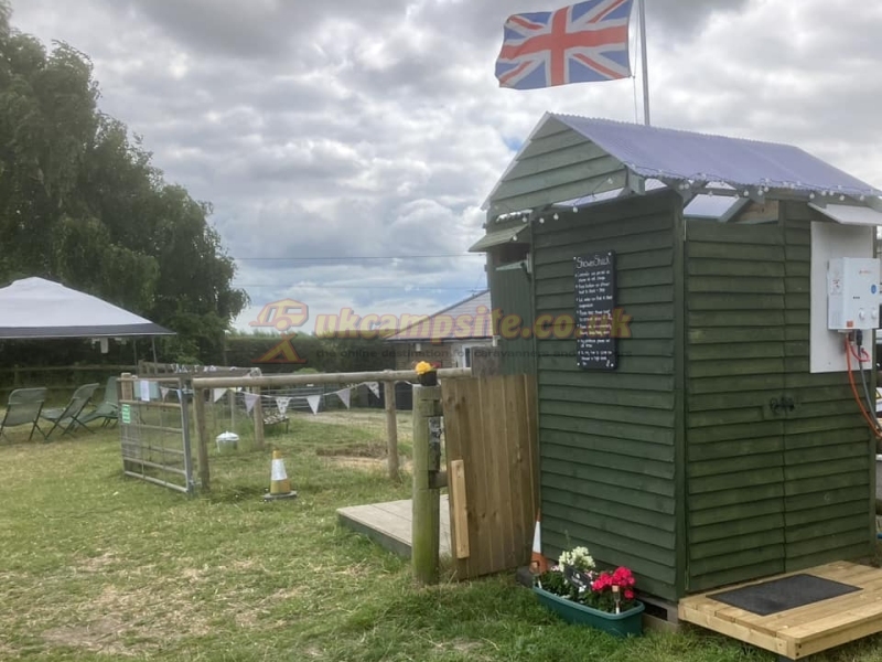 Swift Farm Camping