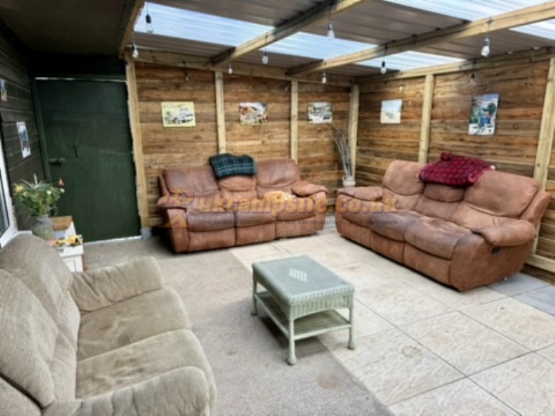 Oakfields Campsite