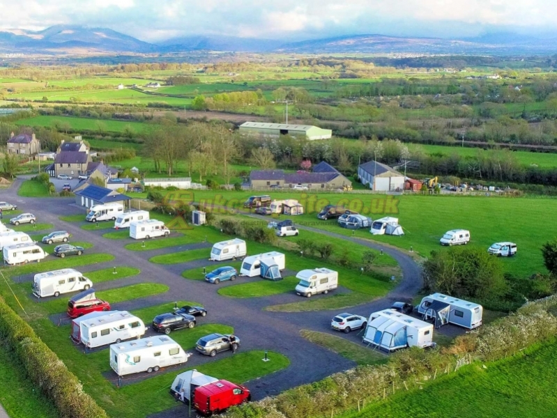 Ael Y Garnedd Caravan Park